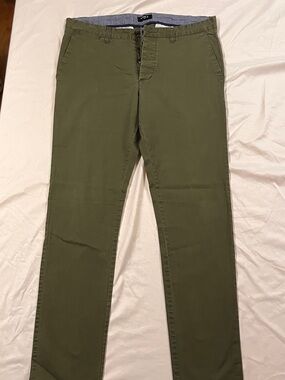 Forever 21 Olive Green Men's Chinos